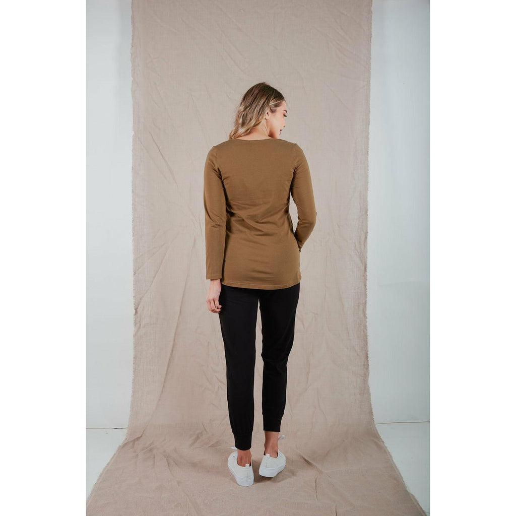 The Long Sleeve Curve Hem Top - Willow and Vine