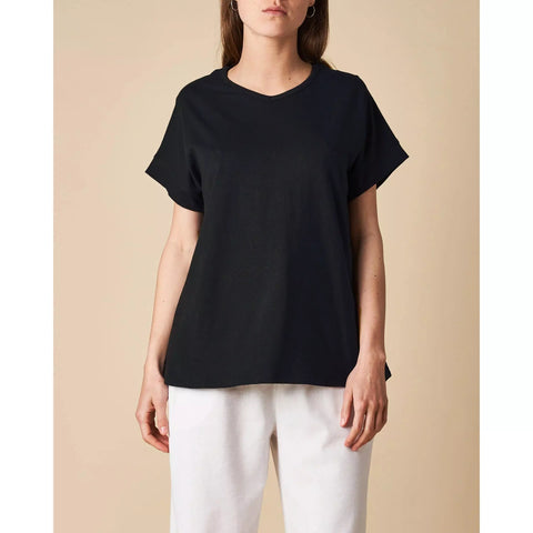 V-Neck Tee - Black - Willow and Vine